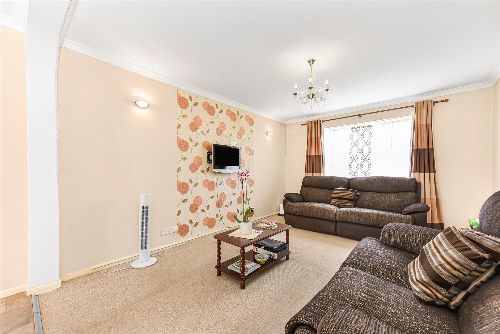 Property Image 1489af93-82e1-47bc-b54b-d9df7aa2496d