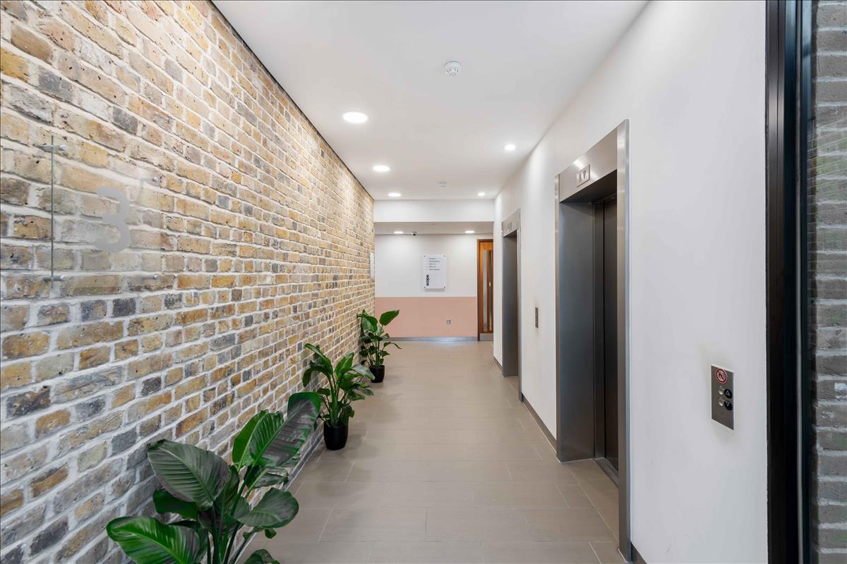 Property Image 1497a652-2361-453a-ae0b-37302daadf34