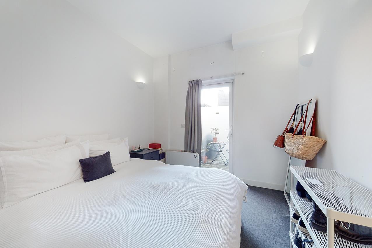Property Image 149b151e-9c53-4402-aebf-aa8c8151624c