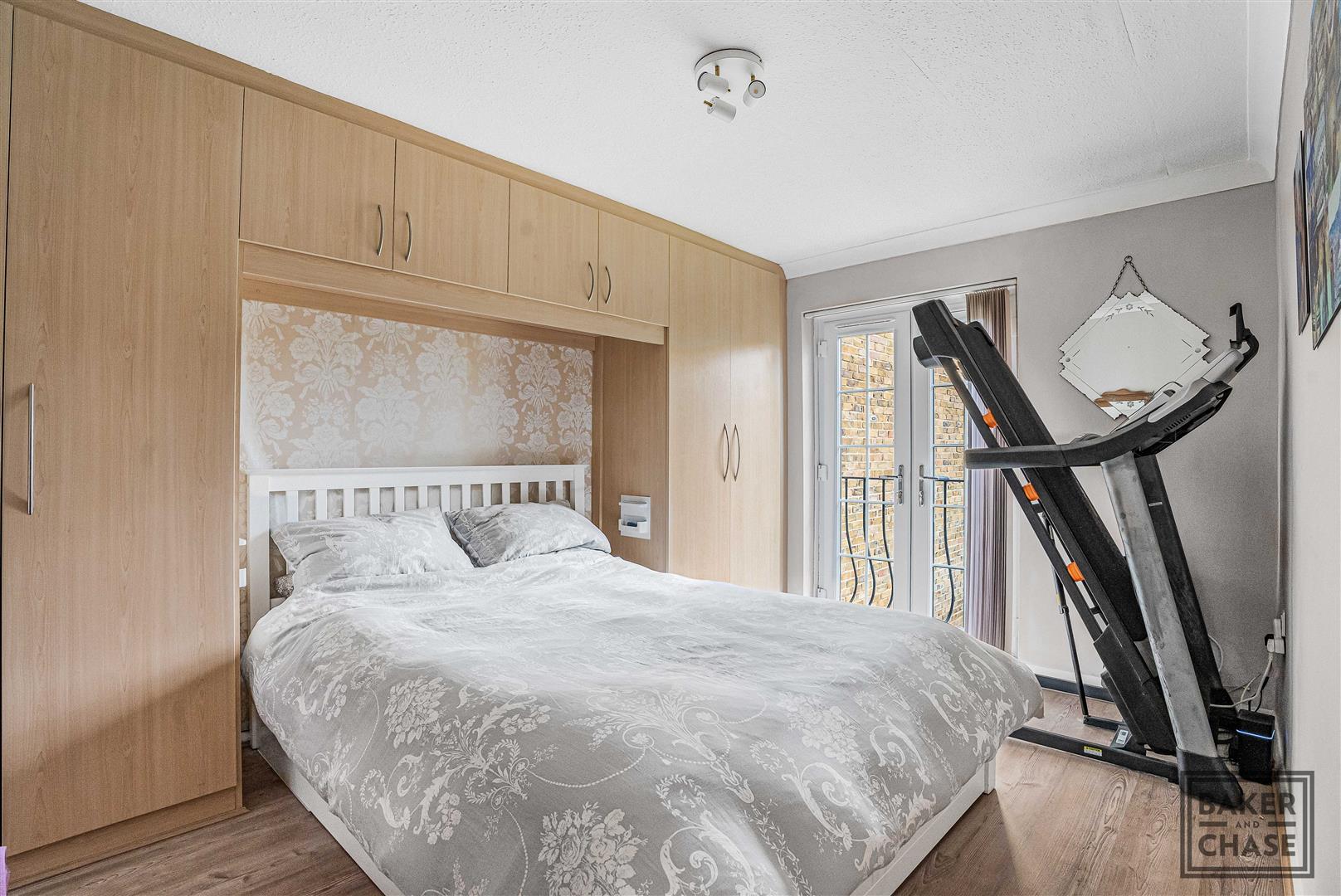 Property Image 149b2028-de1a-45d4-83d6-bac45233c723