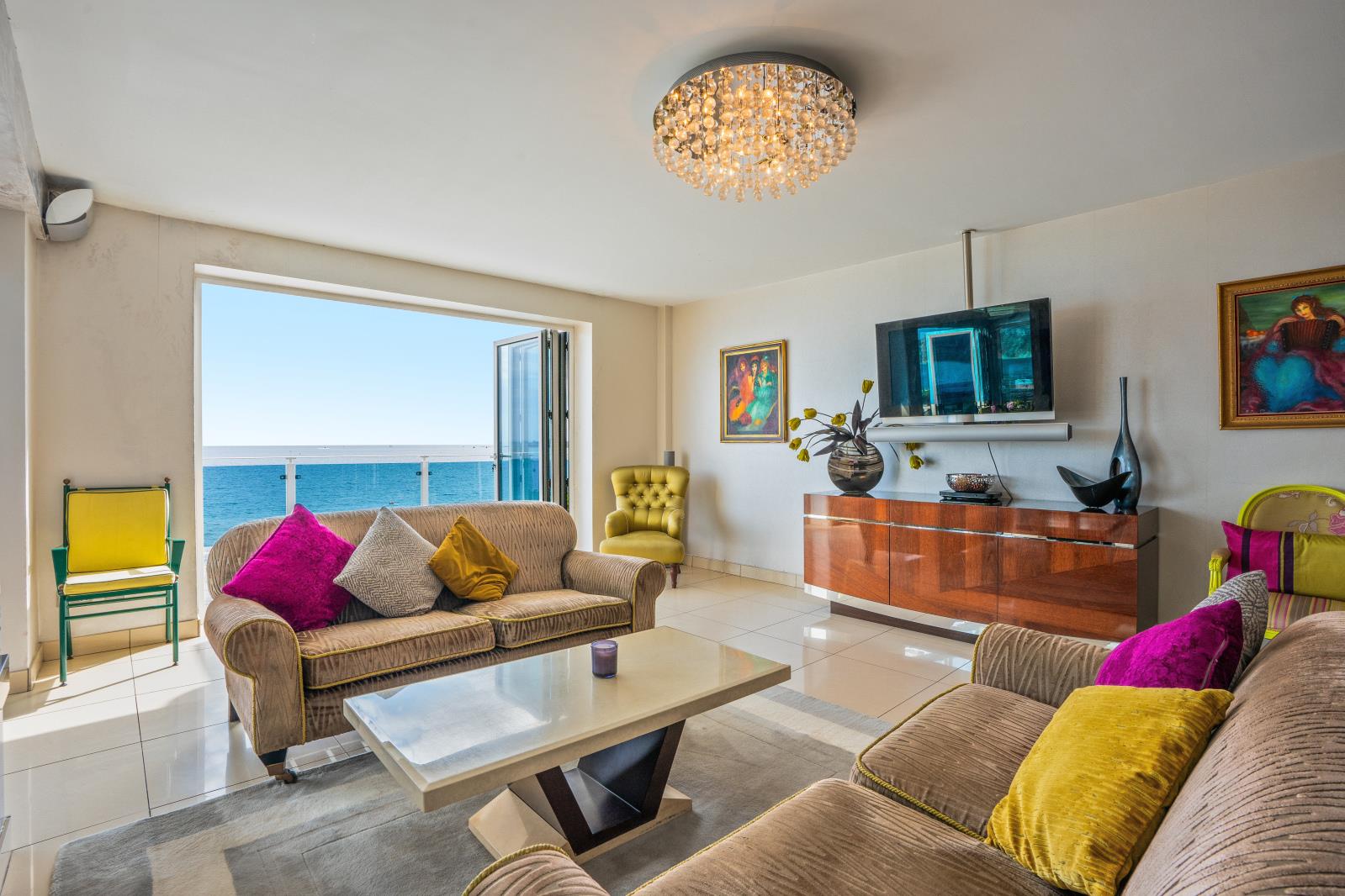 Property Image 149d1d5f-34d0-4c23-9112-d06f6283e997