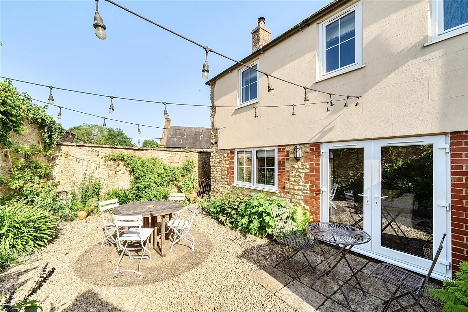 Property Image 149fa8da-f276-4789-b345-5226f42d70b4