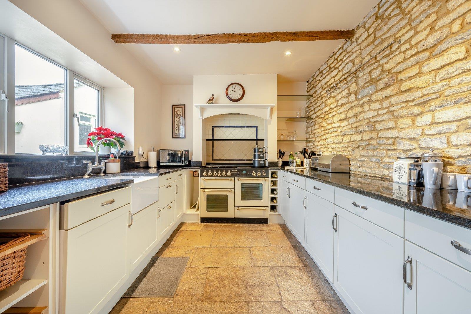 Property Image 14aac2c0-68f0-402b-a772-3d0a0ea5051f