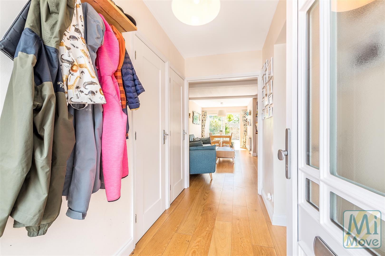 Property Image 14b9251b-0a06-46da-a9cf-72d6a2ae871c