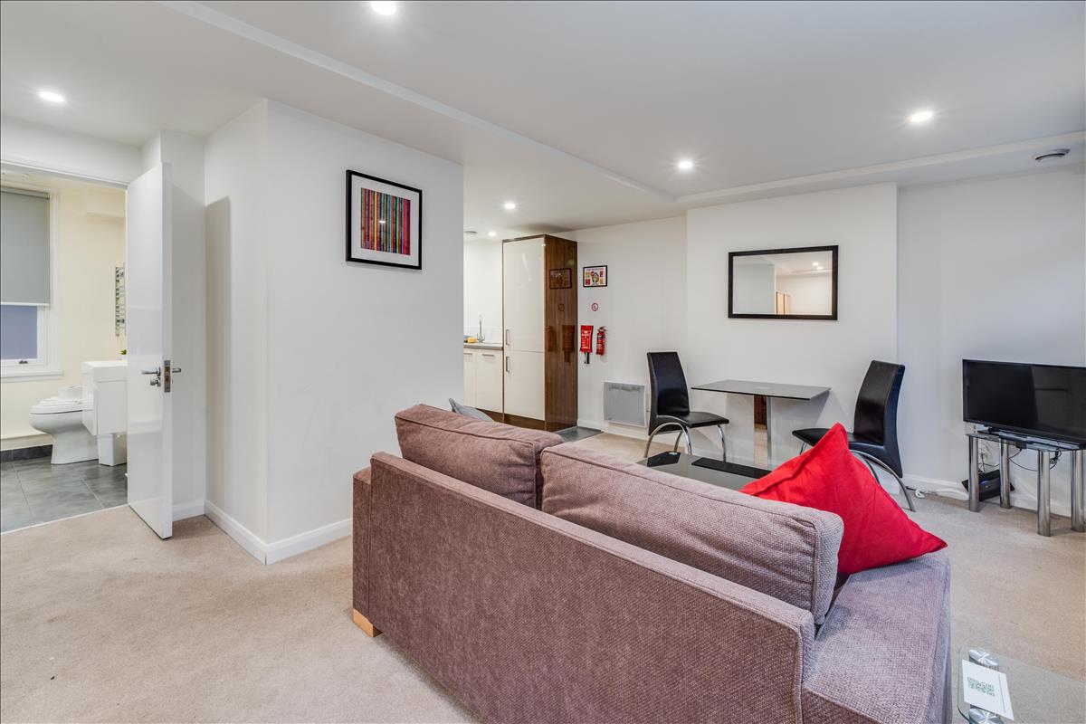 Property Image 14b94288-1226-46fe-9f88-79490eb19d08