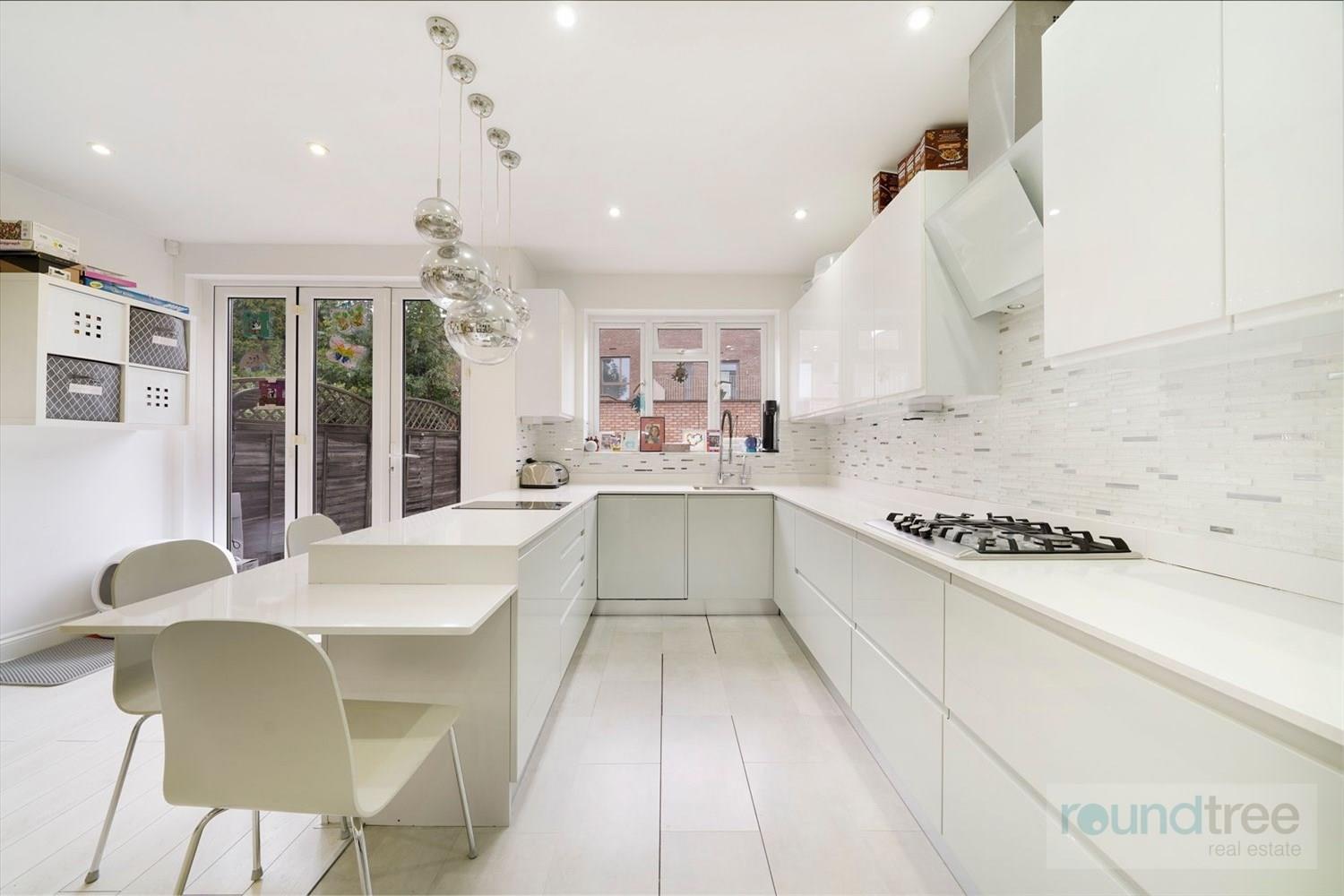 Property Image 14bc1b38-6c22-4052-b929-9ac057b28881