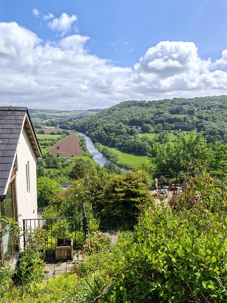 Property Image 14cf6246-549d-4c1b-af5c-f5d0b26a437c