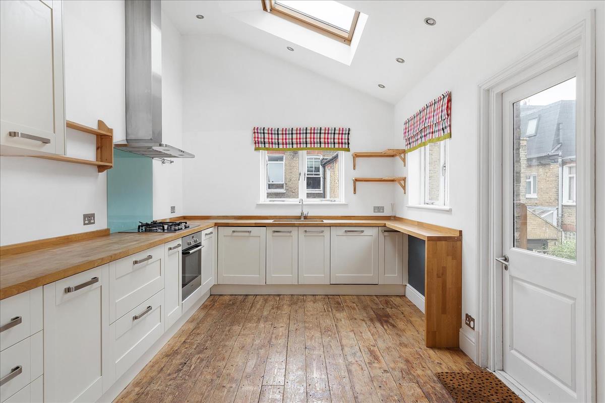 Property Image 14d2063c-38ed-4415-9d13-54d289213130