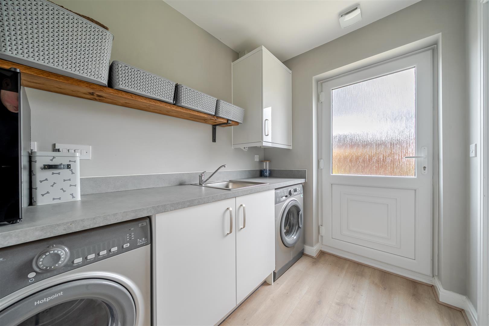 Property Image 14e858ae-9bde-41fc-a2db-19906780b131