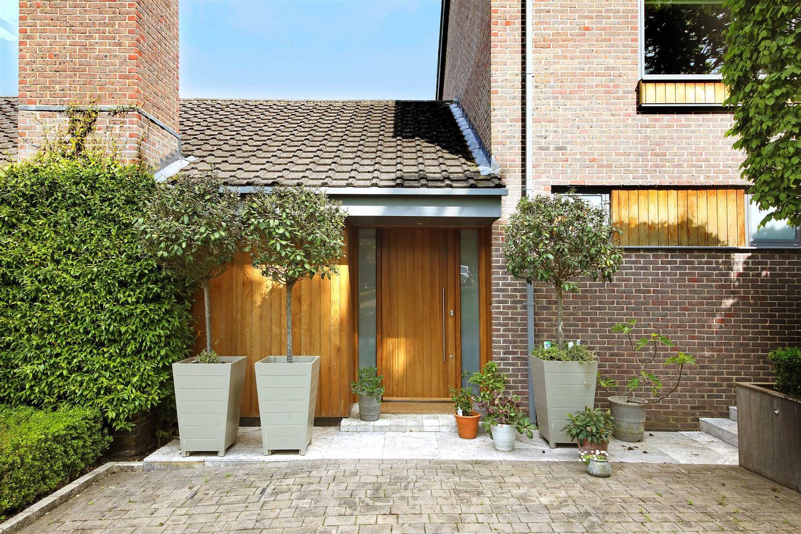 Property Image 14f1cb62-6b62-48ba-b8d3-ad0e86670d82