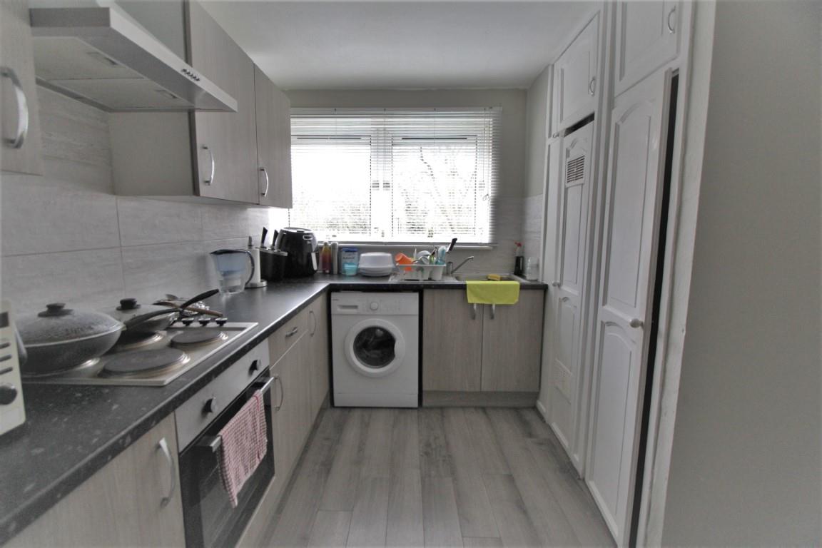 Property Image 14f71258-11e2-4f90-b027-9469653ddc91