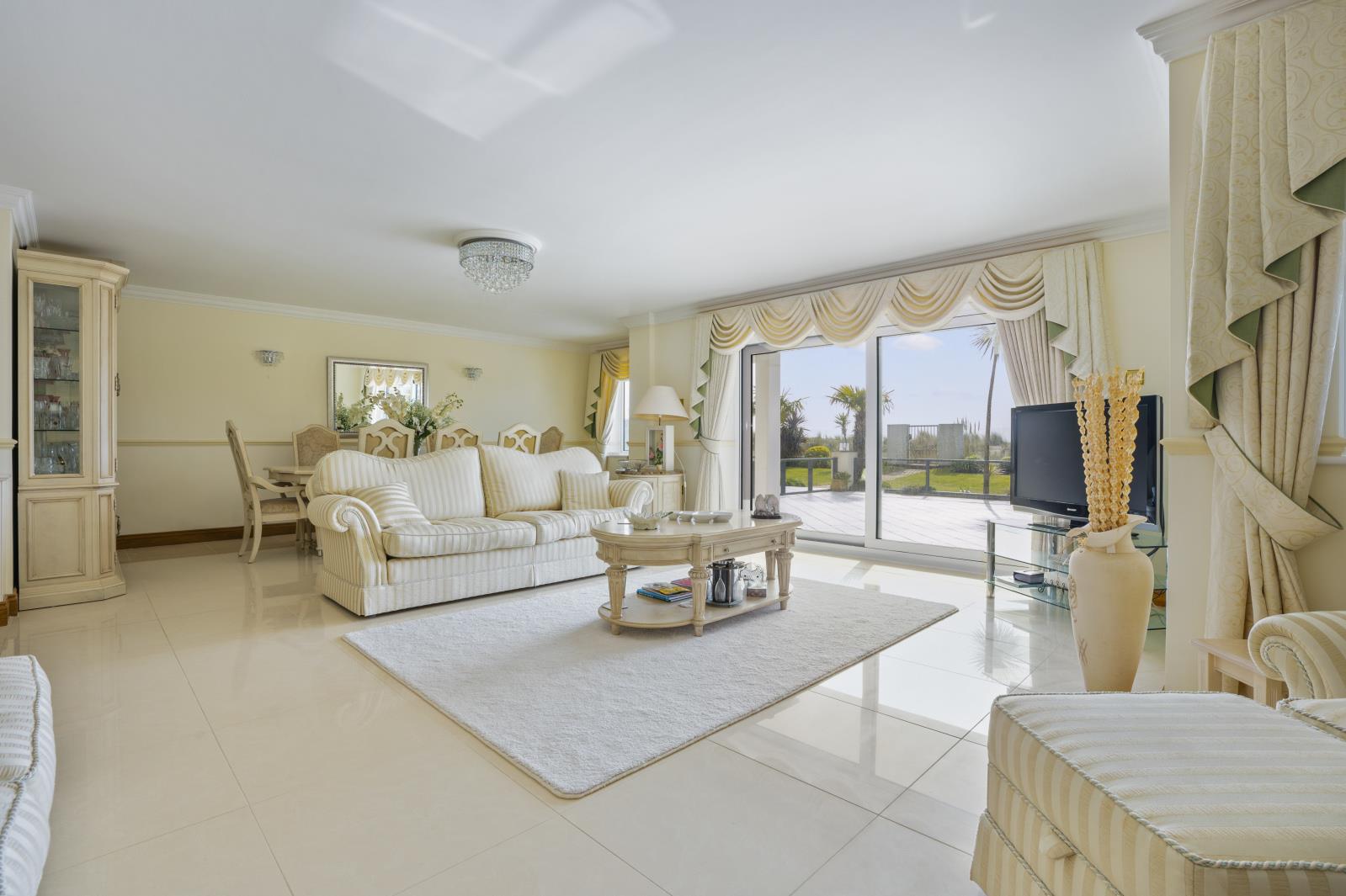 Property Image 14fe120f-da4c-40c2-ad44-198c34288cc1