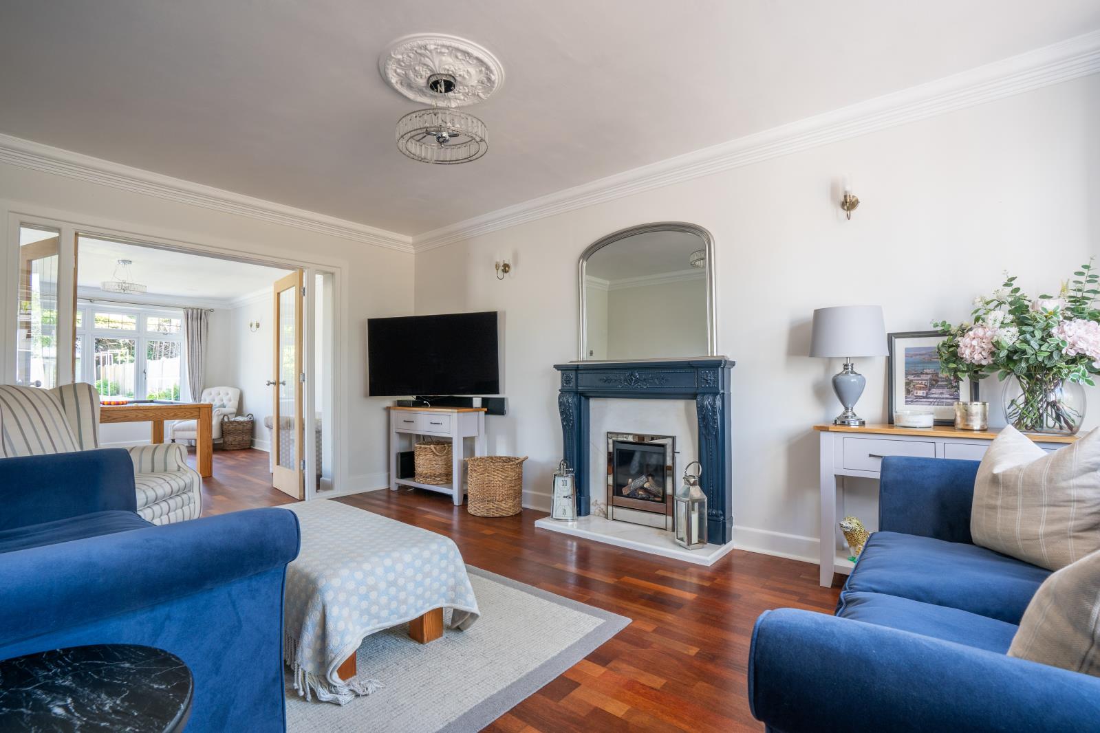 Property Image 1501e0e6-7634-43ef-8bf8-5c80d6a42ce2
