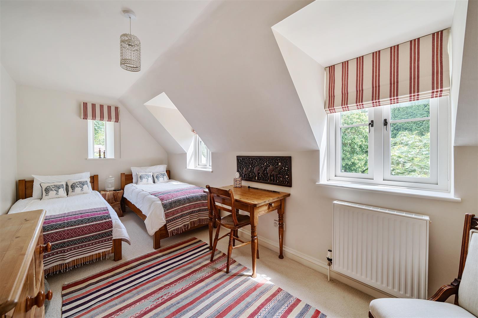 Property Image 151ba1e8-88ef-40fe-9f80-57d513ebf78d