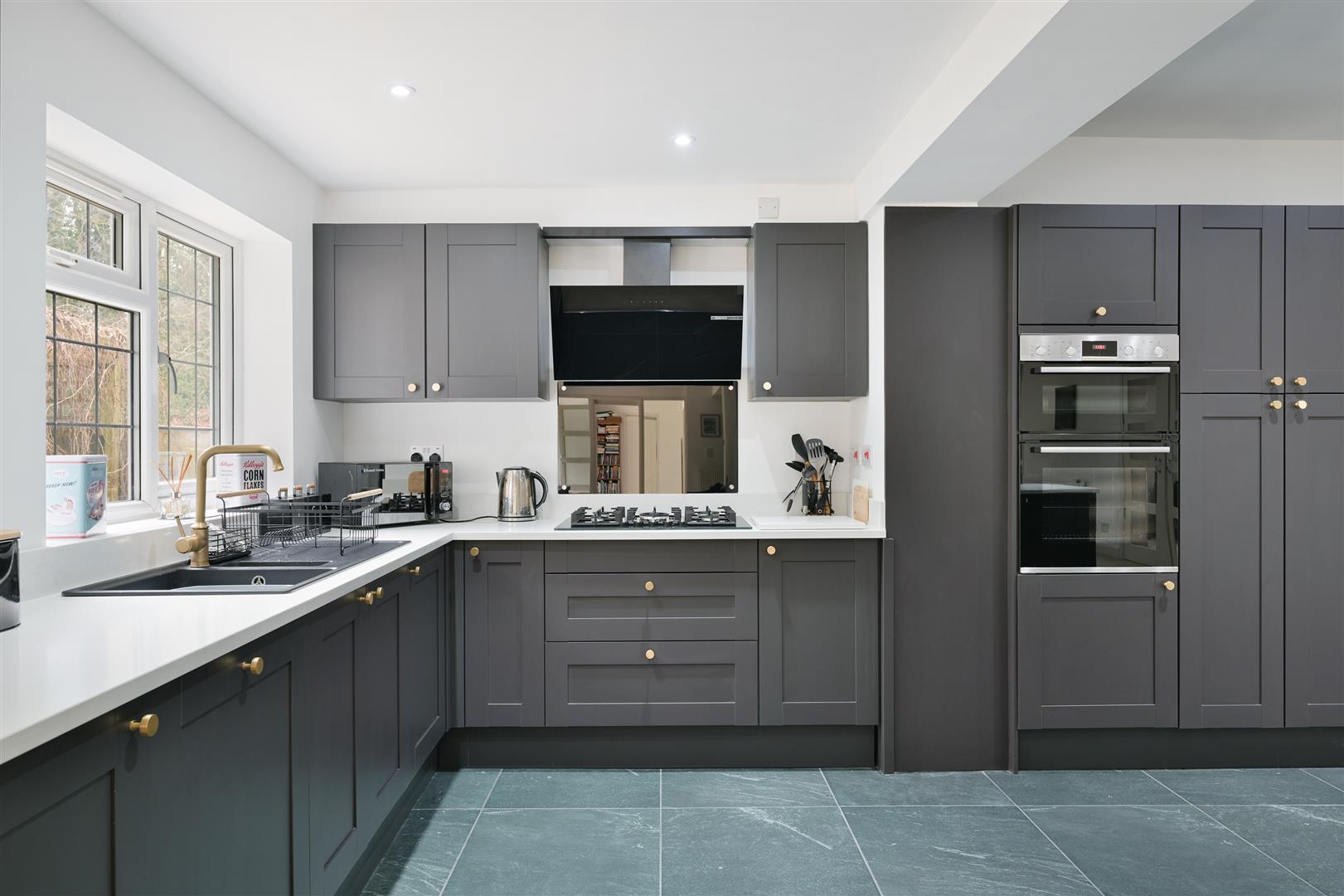 Property Image 151f9427-c4cc-4367-bbd8-911bbdeed67a