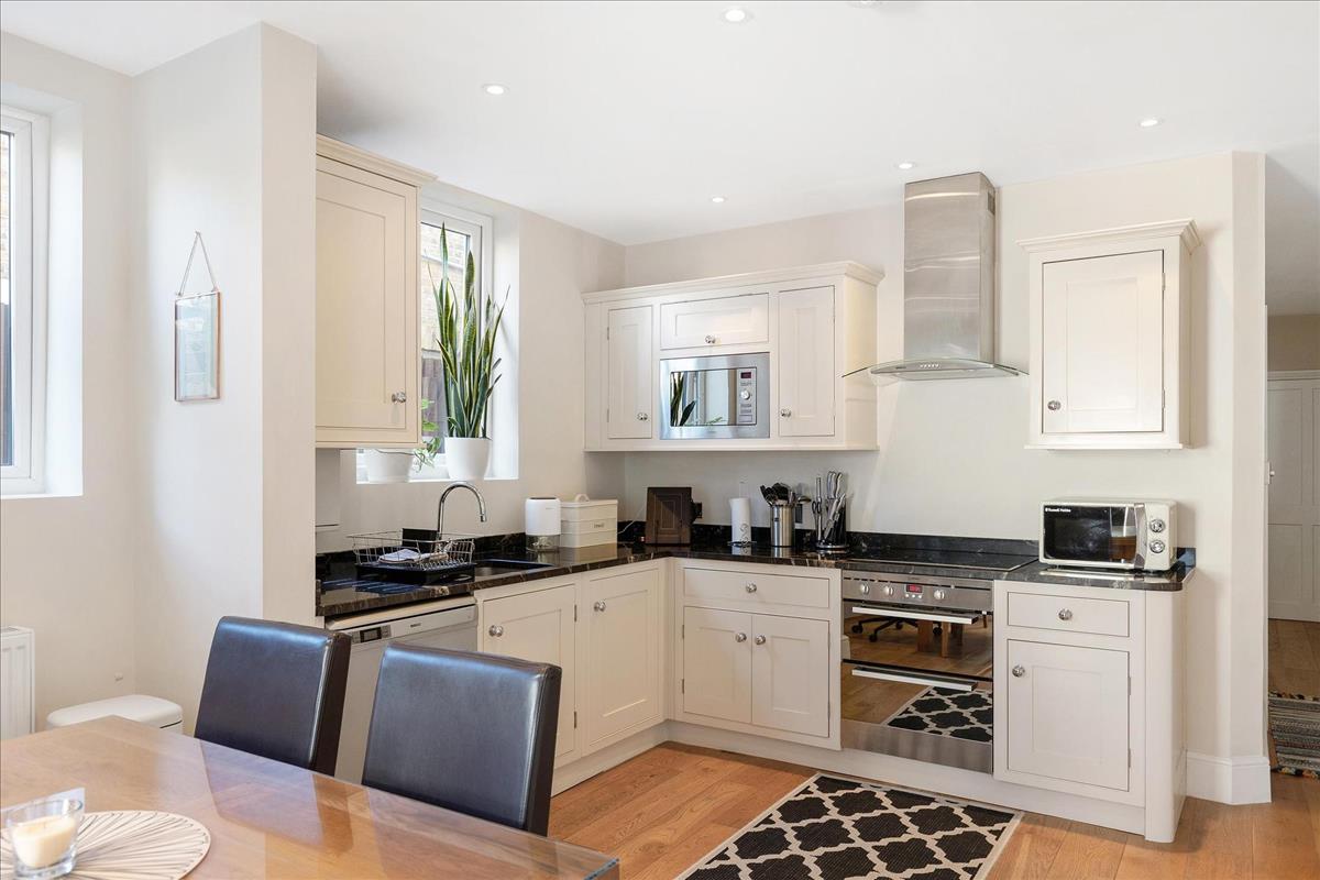 Property Image 1523aa07-e256-40ed-bcdc-cd6c3a43e318
