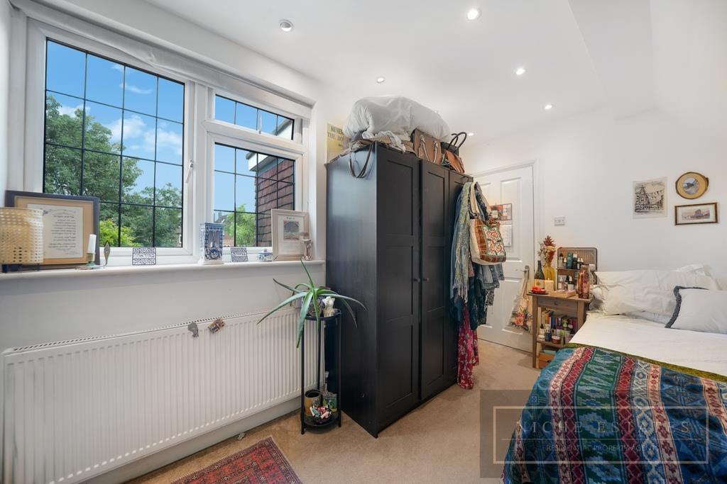 Property Image 15281c18-a29c-4ec0-aa9c-44cd64cd3efc