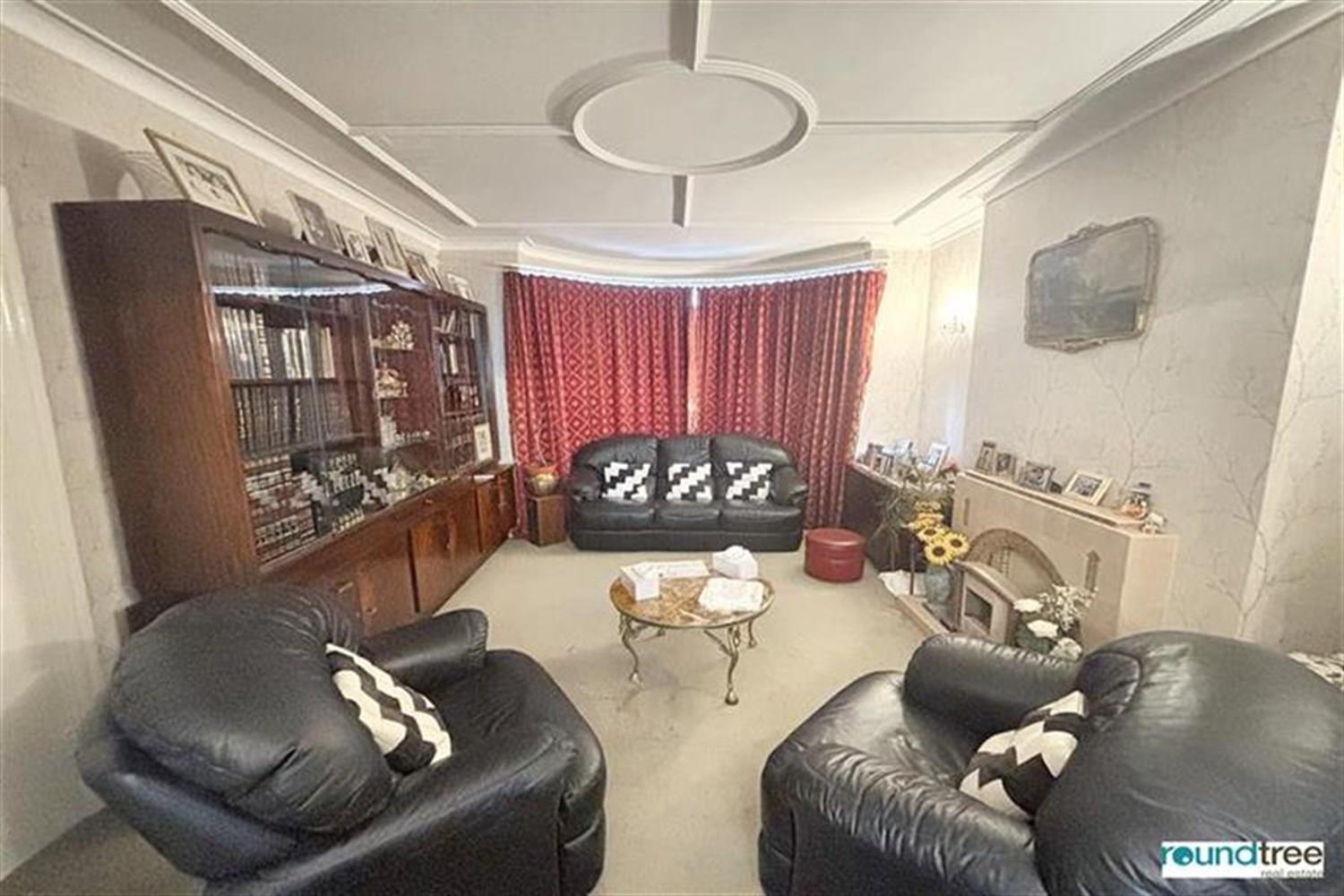 Property Image 152b9f2a-a286-4811-9371-d722bc96193a