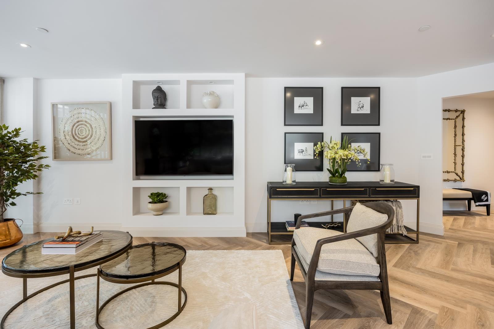 Property Image 153c3ef0-da83-4dc0-a04c-7c0af04b07ab
