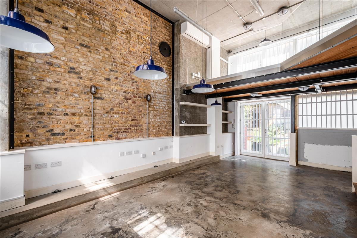 Property Image 15451d88-44bd-4fa0-b829-2d4f41b4cc45