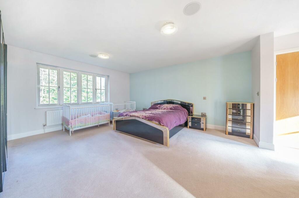 Property Image 15556629-96e0-428c-a509-543712b8cd69