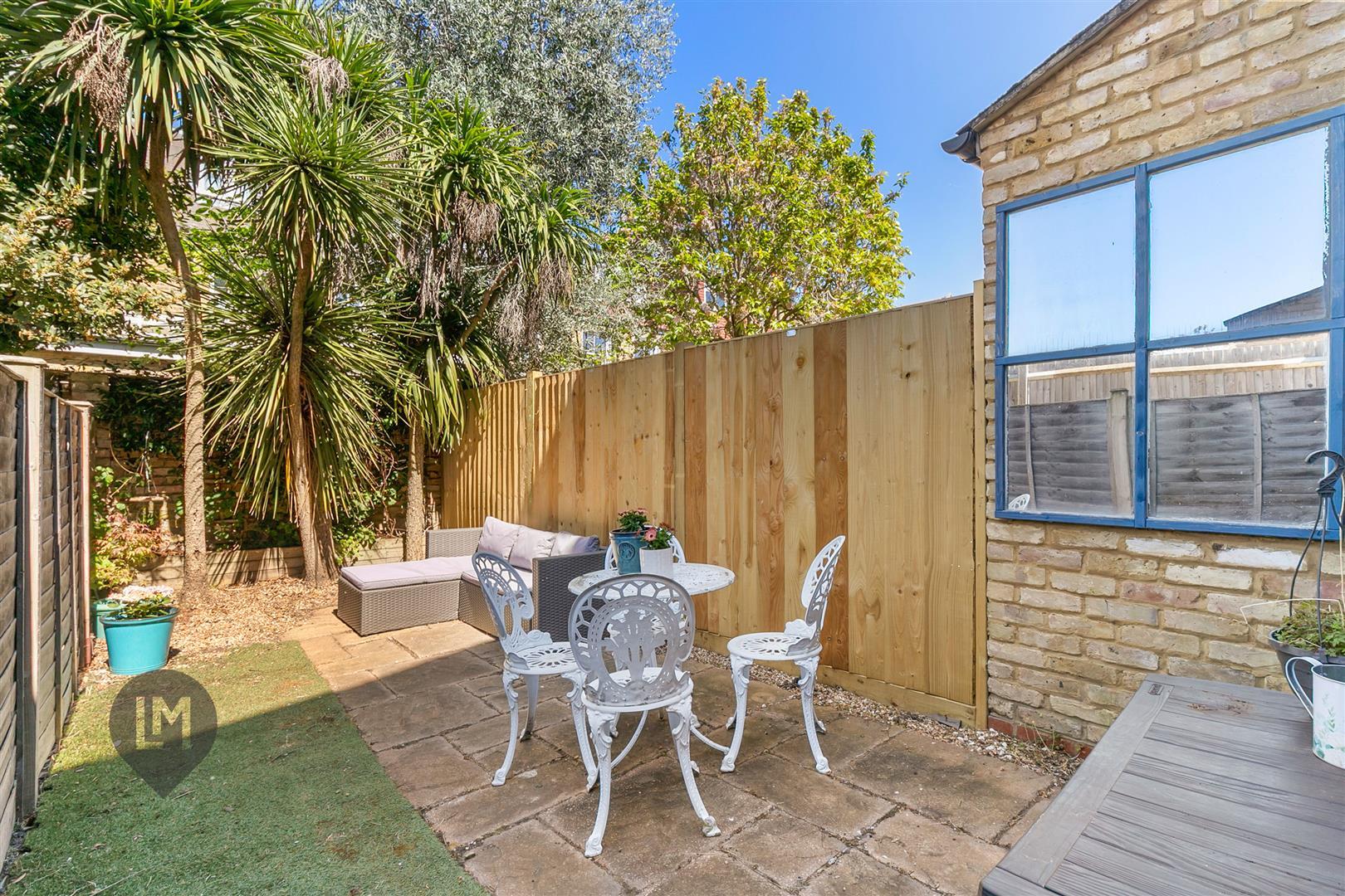 Property Image 1557cf68-e5b9-4d02-b646-92bd3dd61bf1