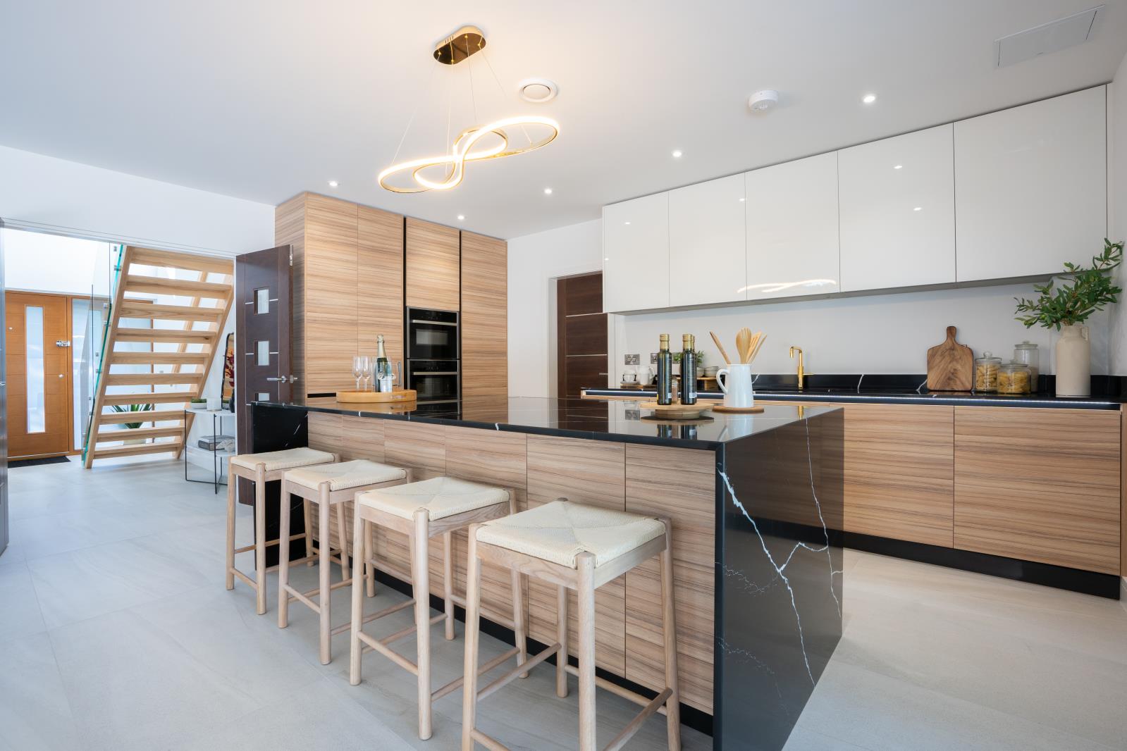 Property Image 1563ef75-35f5-475c-9b76-55e2620f5c7e
