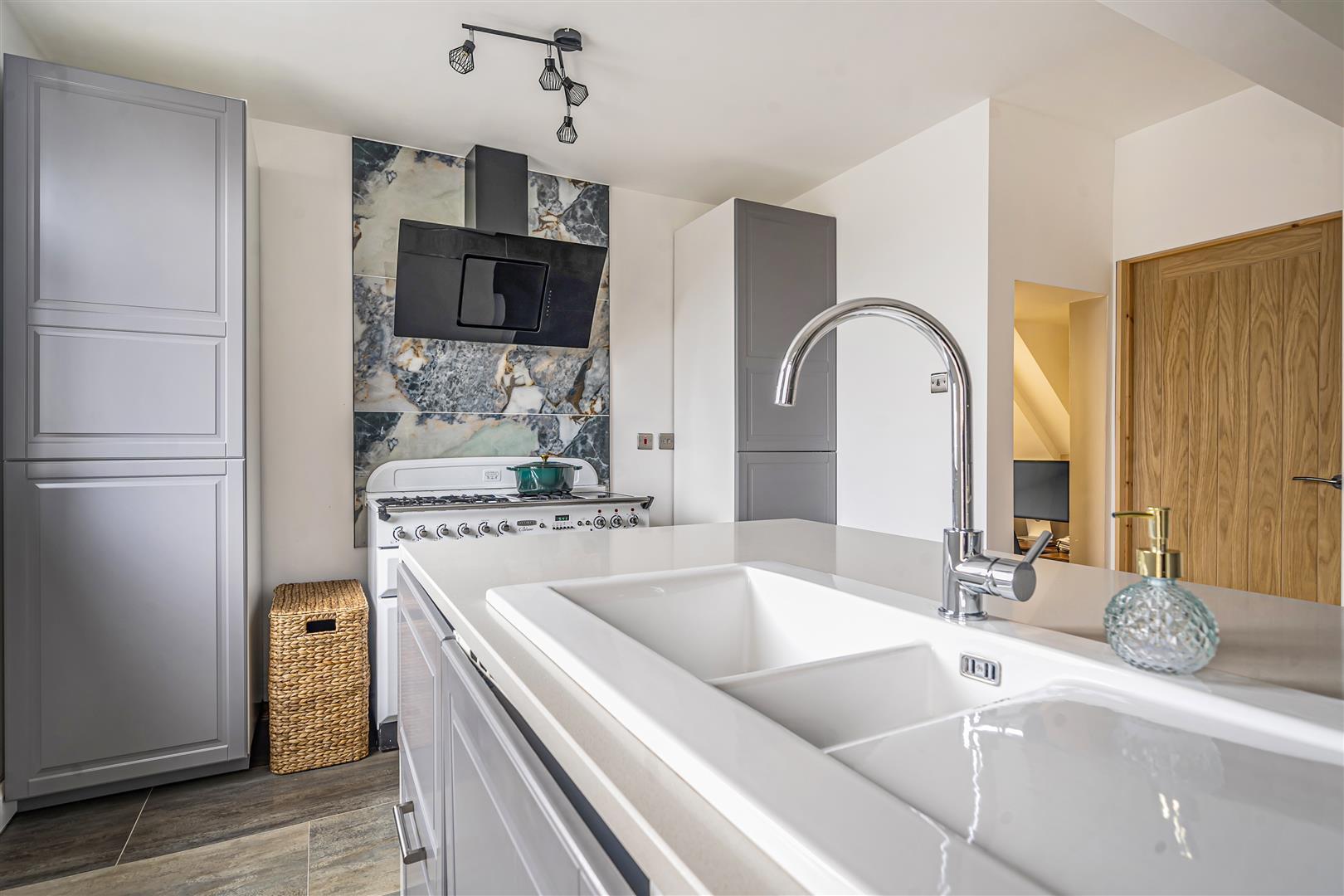Property Image 15702da1-9005-4db4-8a70-7d5567cd7d0b