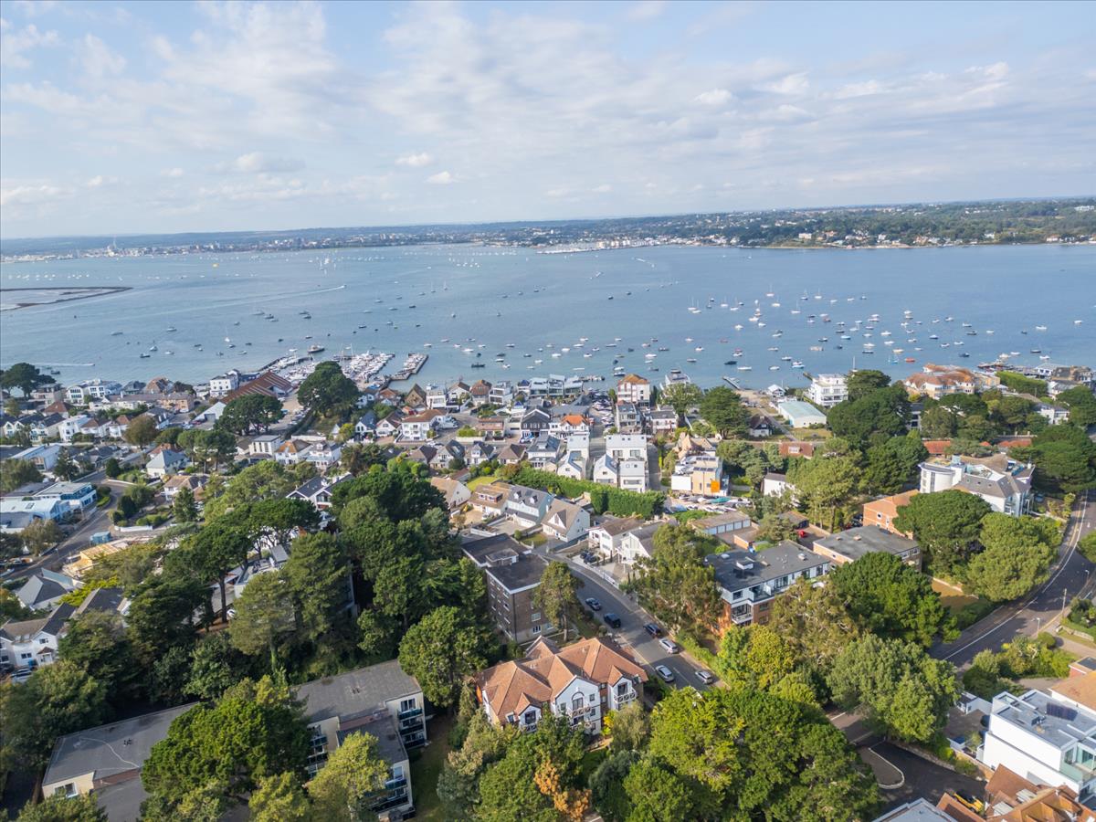 Property Image 1570f305-9a34-451d-9048-cebfa8bb7a97