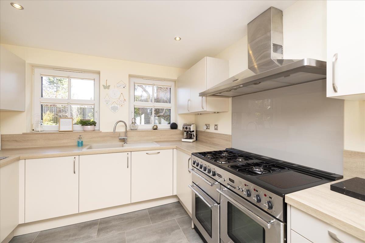 Property Image 15798d16-8bbb-4d65-b5f9-2fb7ea0254a9