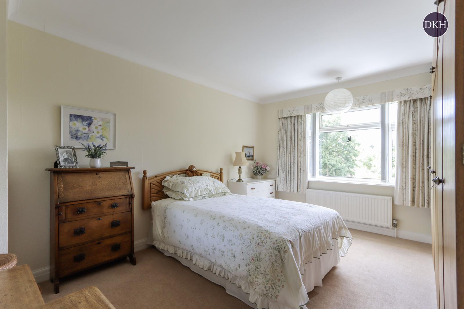Property Image 15857f83-e17c-456a-b917-4c9dba841240