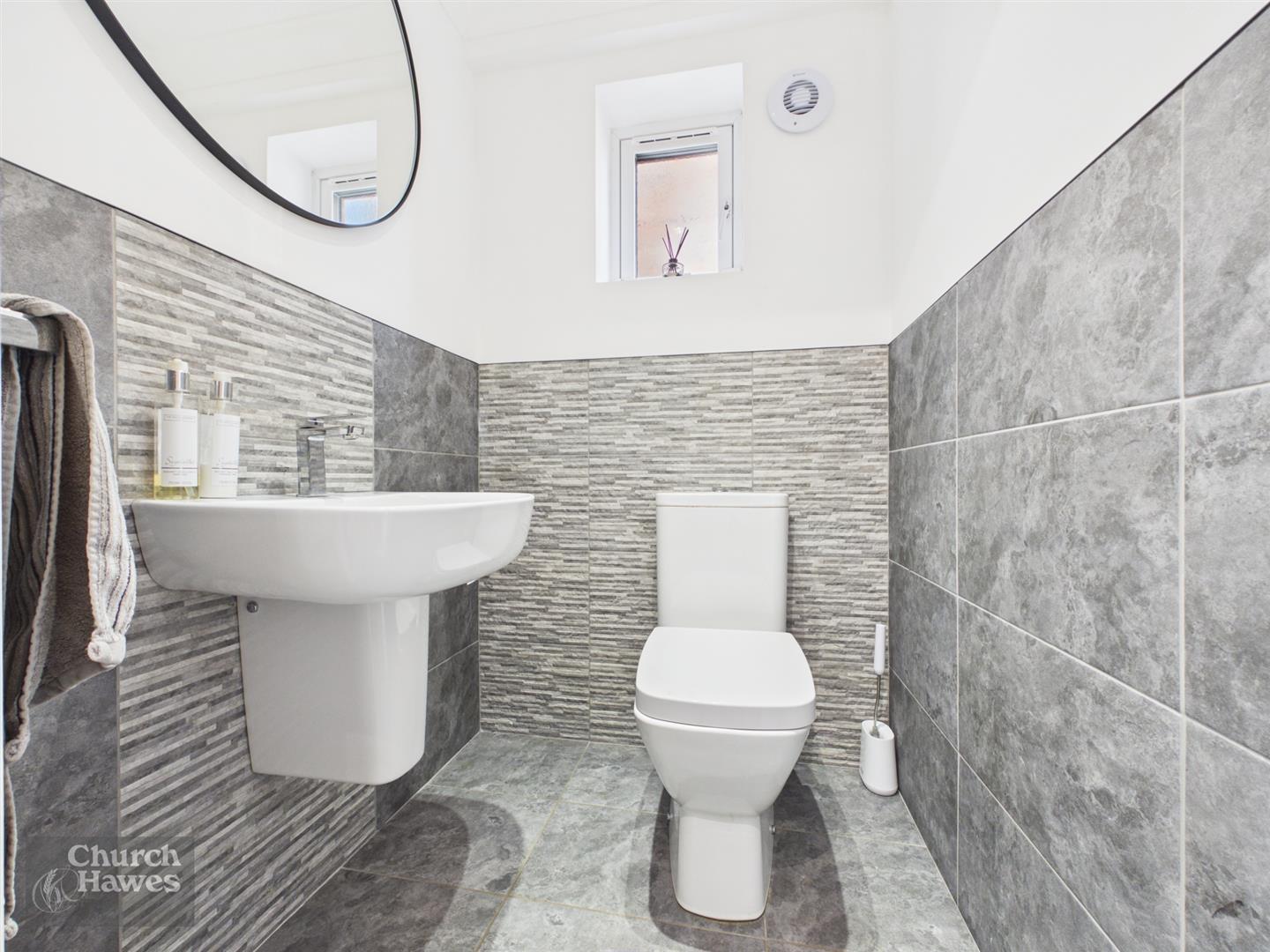 Property Image 1585f1e4-caab-4a93-8a56-736074454154