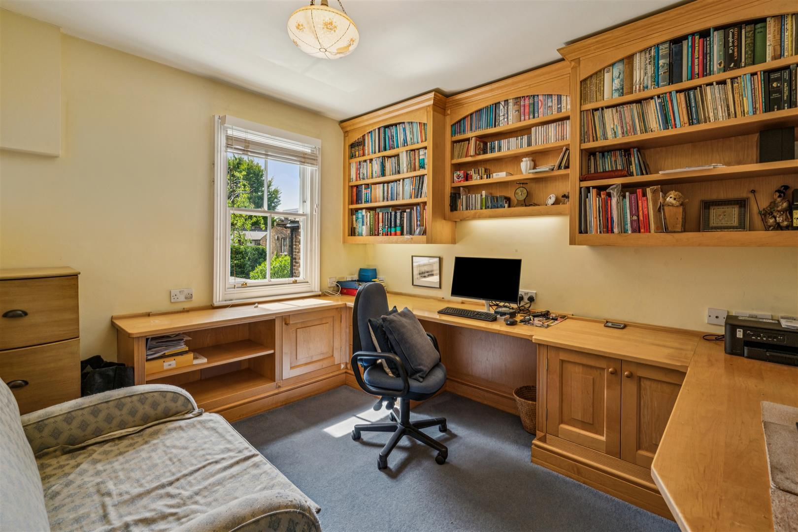 Property Image 1588041b-36d5-454e-80b2-a711b660957c