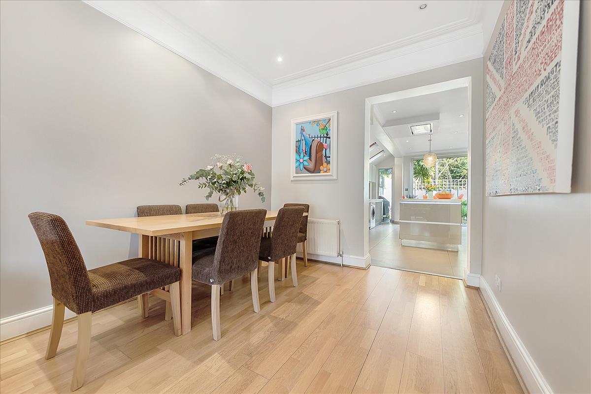 Property Image 159324fb-c9e5-4875-99ab-98c89548bfae