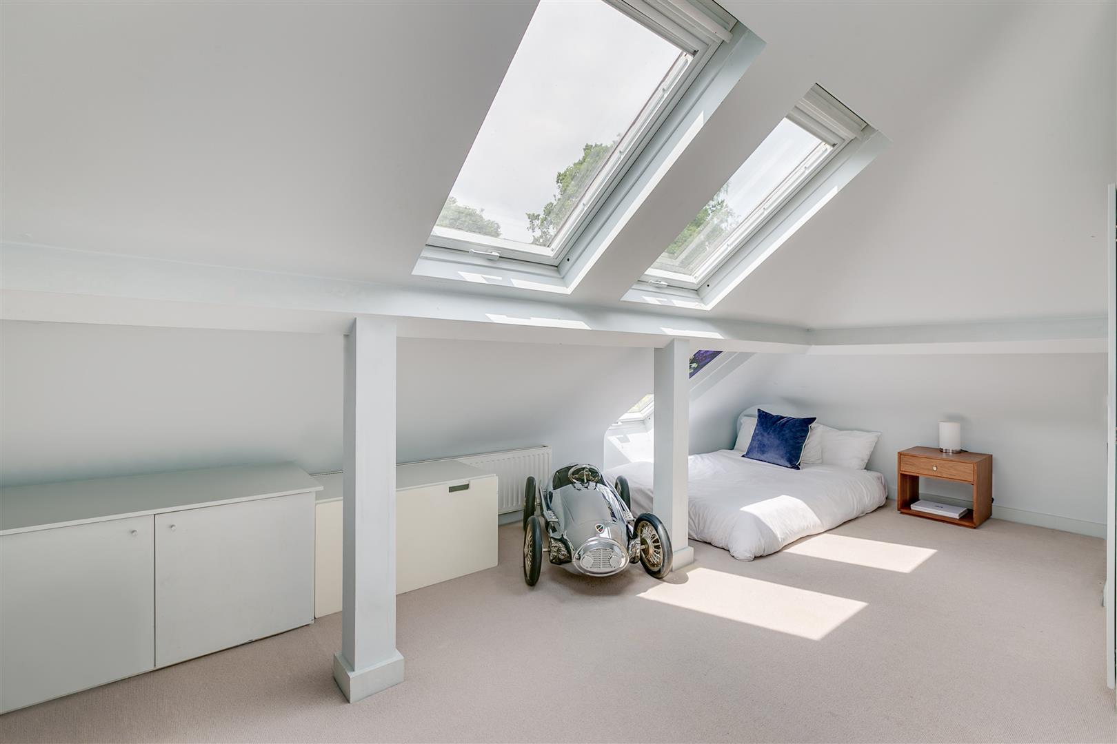 Property Image 1599b6b9-ffd8-40fc-92aa-2e9c1164208d