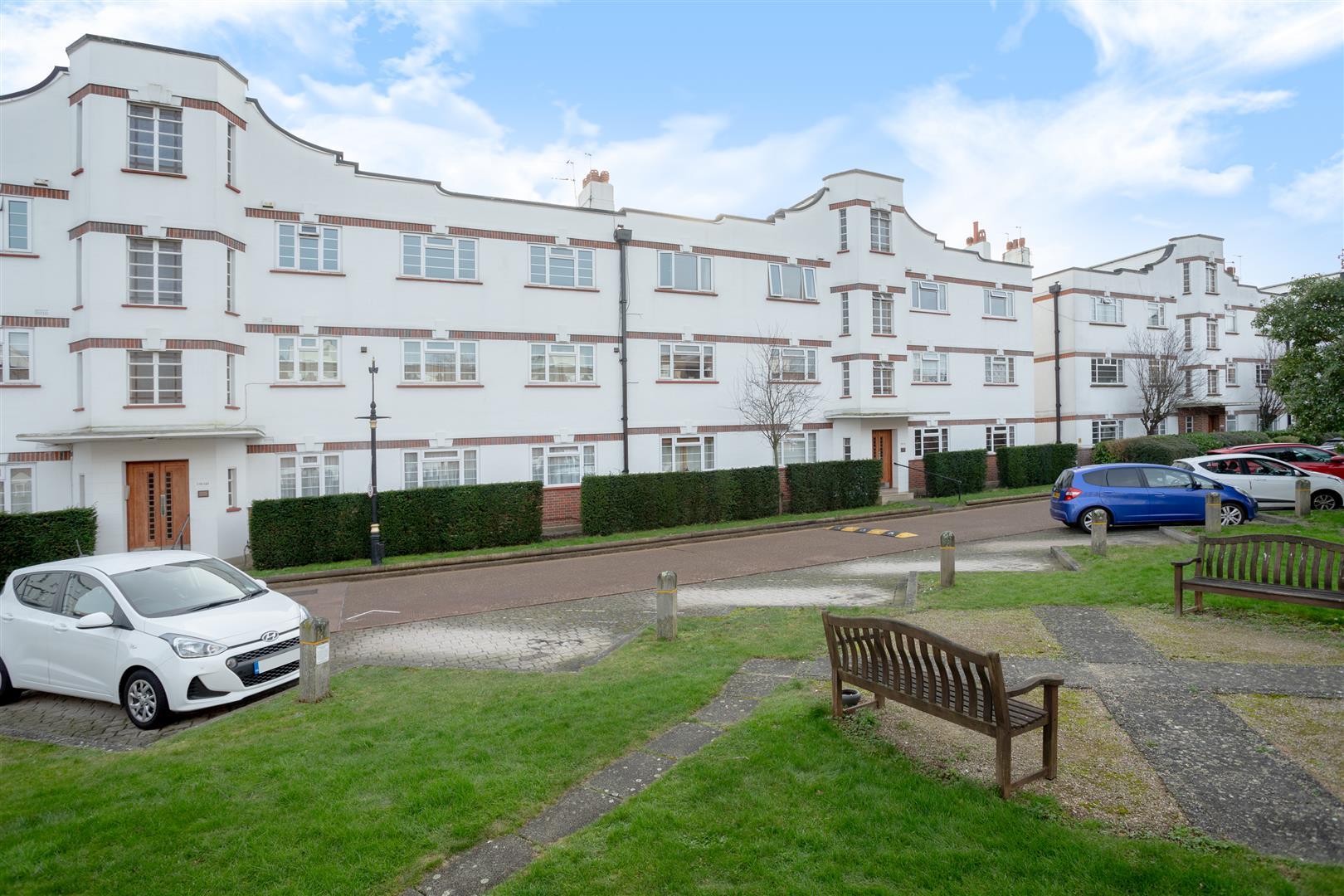 Property Image 15a15742-40d6-4143-92a1-63b30a982707