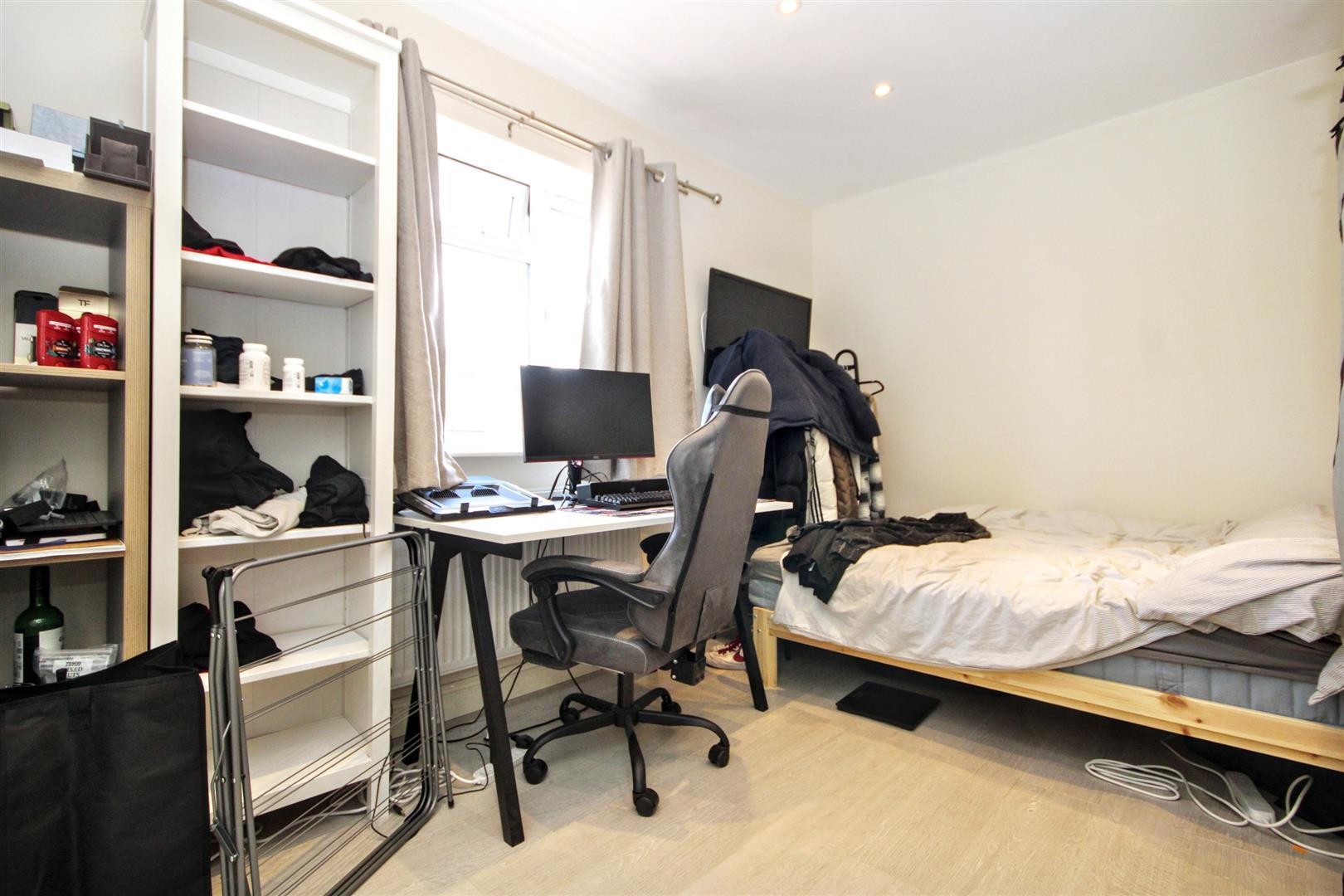 Property Image 15a46d55-dd7f-4695-adb2-de4914776919