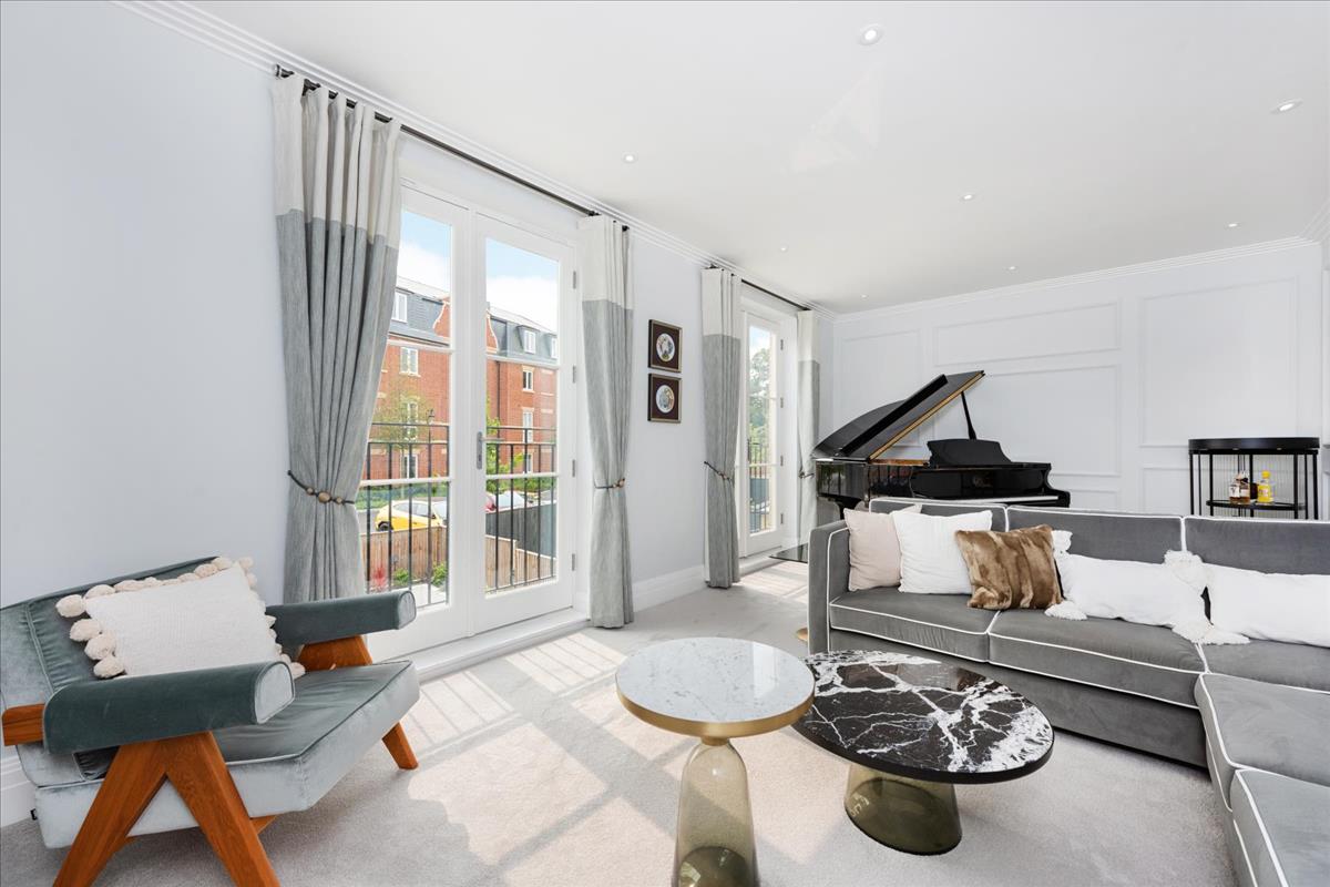 Property Image 15a54fa3-91cf-437b-805a-a2c8ebe1e70f