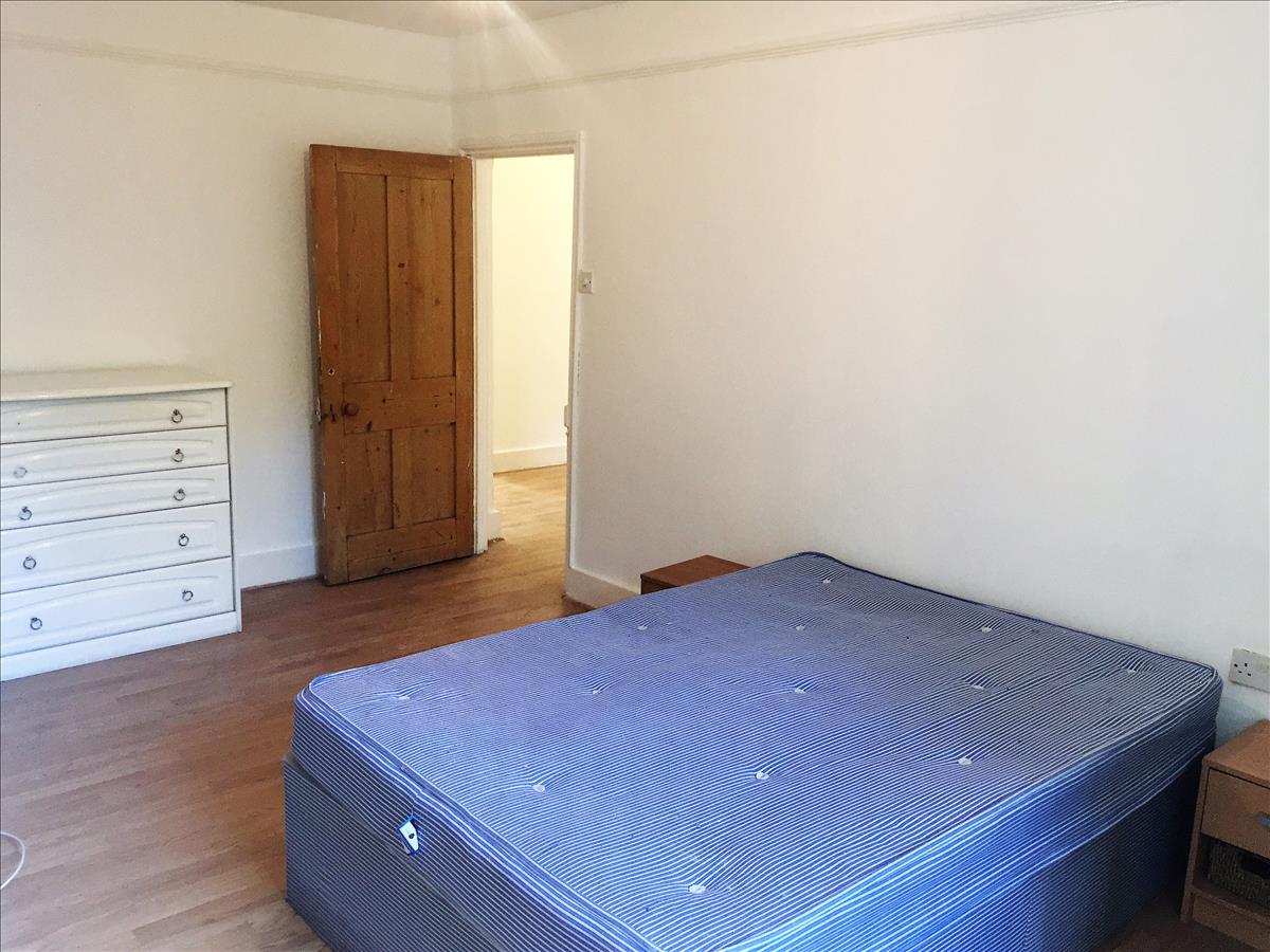 Property Image 15b4cf48-afbb-4c74-8a94-36e11fd74d63