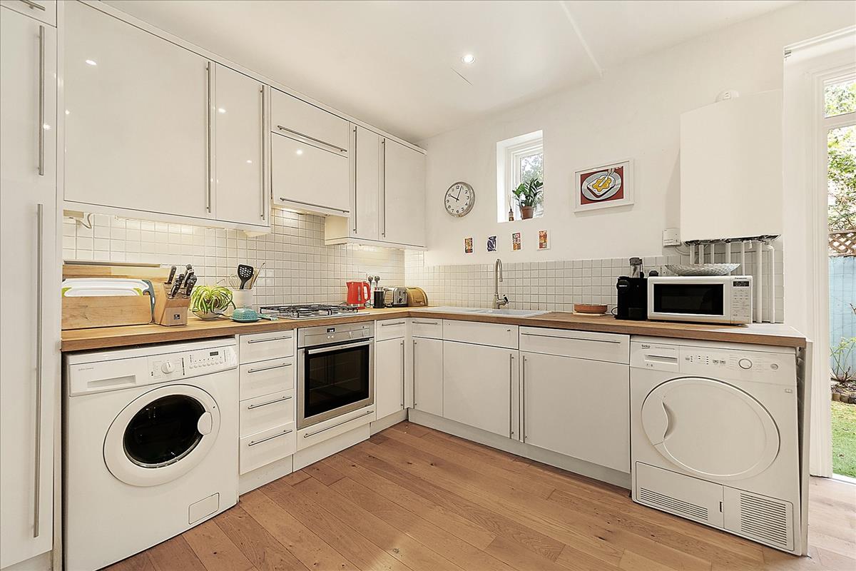 Property Image 15b93ae9-30c3-42d0-9624-4fbd389773d2