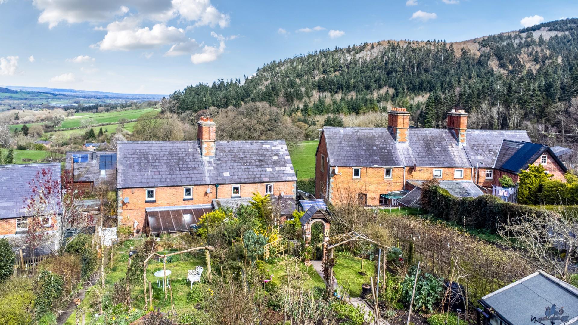 Property Image 15bc6d28-27de-4a52-b19d-b2c28a6d9f35