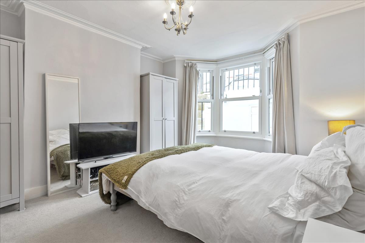 Property Image 15c62d6c-046d-4aab-bf8c-00f2f61b743c