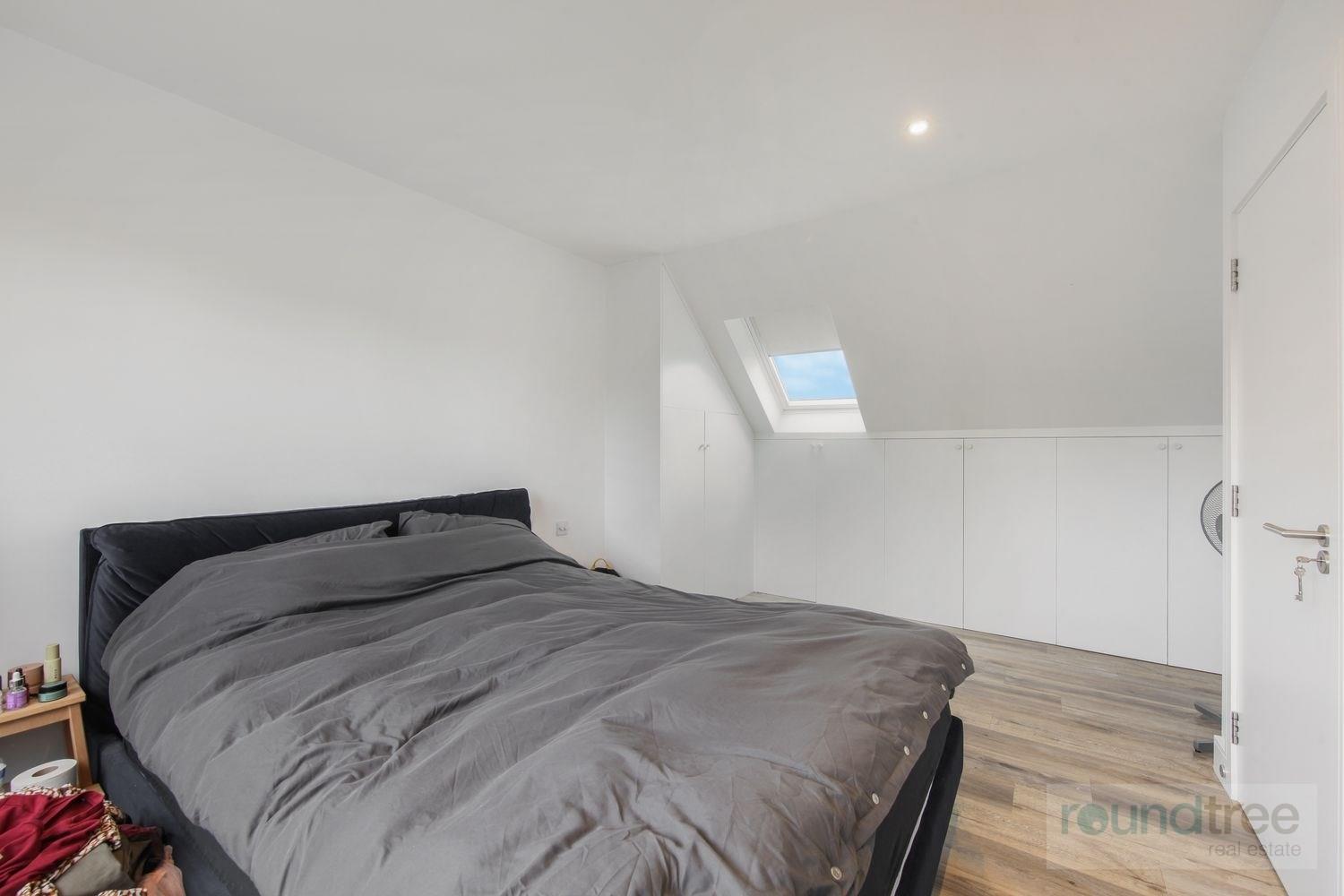 Property Image 15c74f31-b843-4e7b-b5a0-02c3d33a1d6d