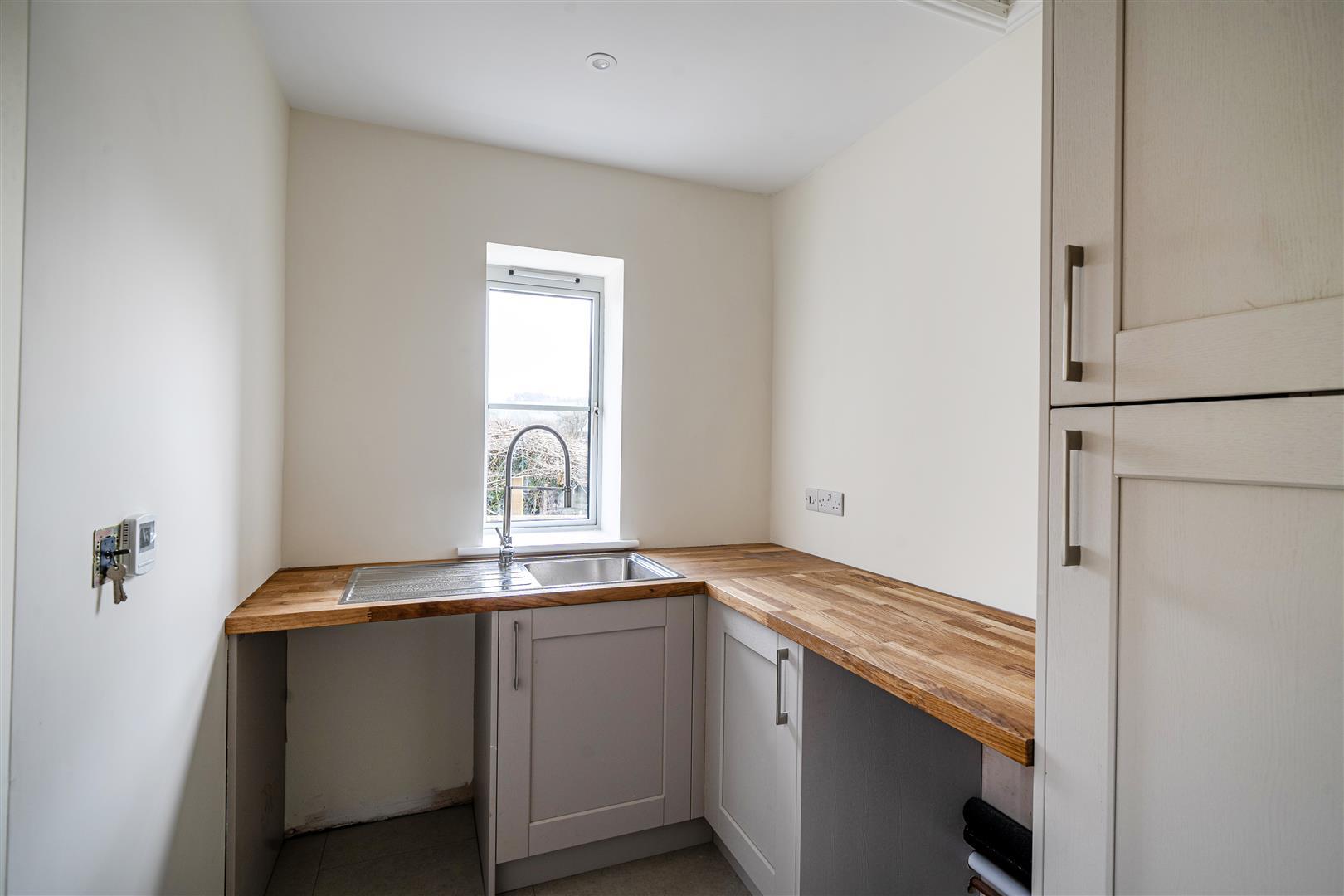 Property Image 15e2656d-f9af-4f79-b0a5-9161de15ab2b