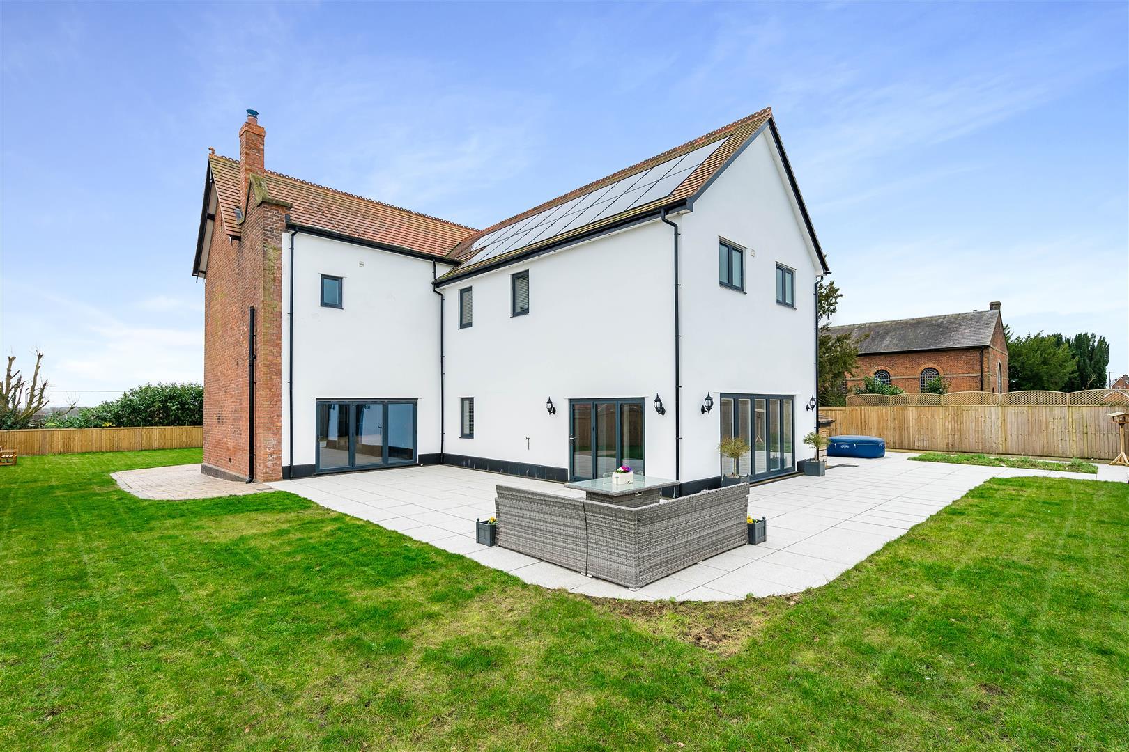 Property Image 15e78284-648f-409f-b244-d4c50339699a