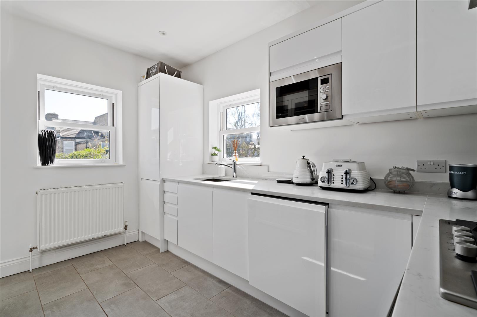 Property Image 15ebe5ca-37c2-41b2-9f01-9d8f2b45b4c0