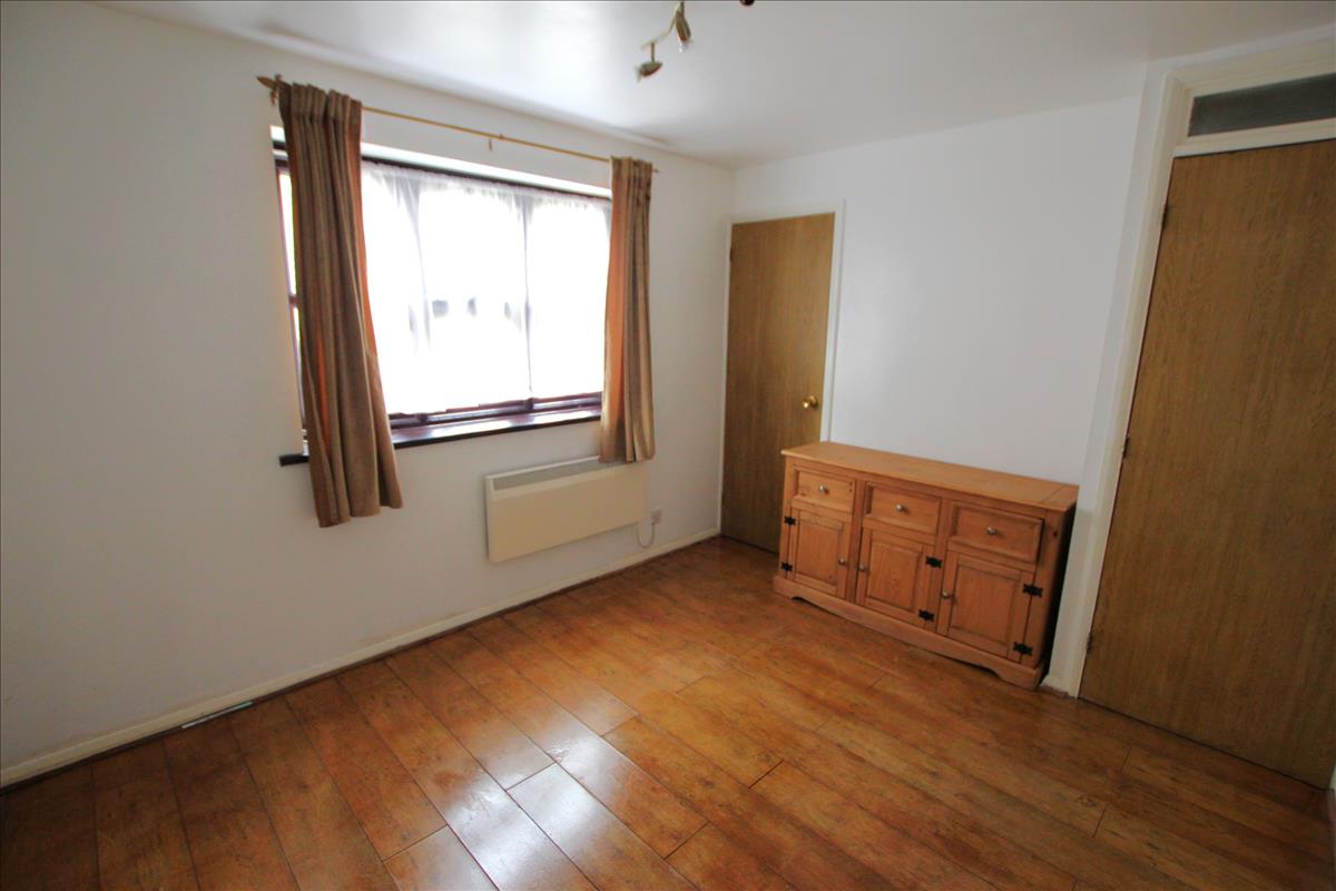 Property Image 15f2d374-bc18-413a-8a1e-3825d5adee67