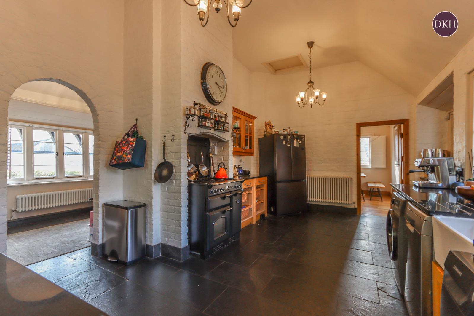 Property Image 160c8d4b-26dd-4fc4-8393-8fe07da477bf