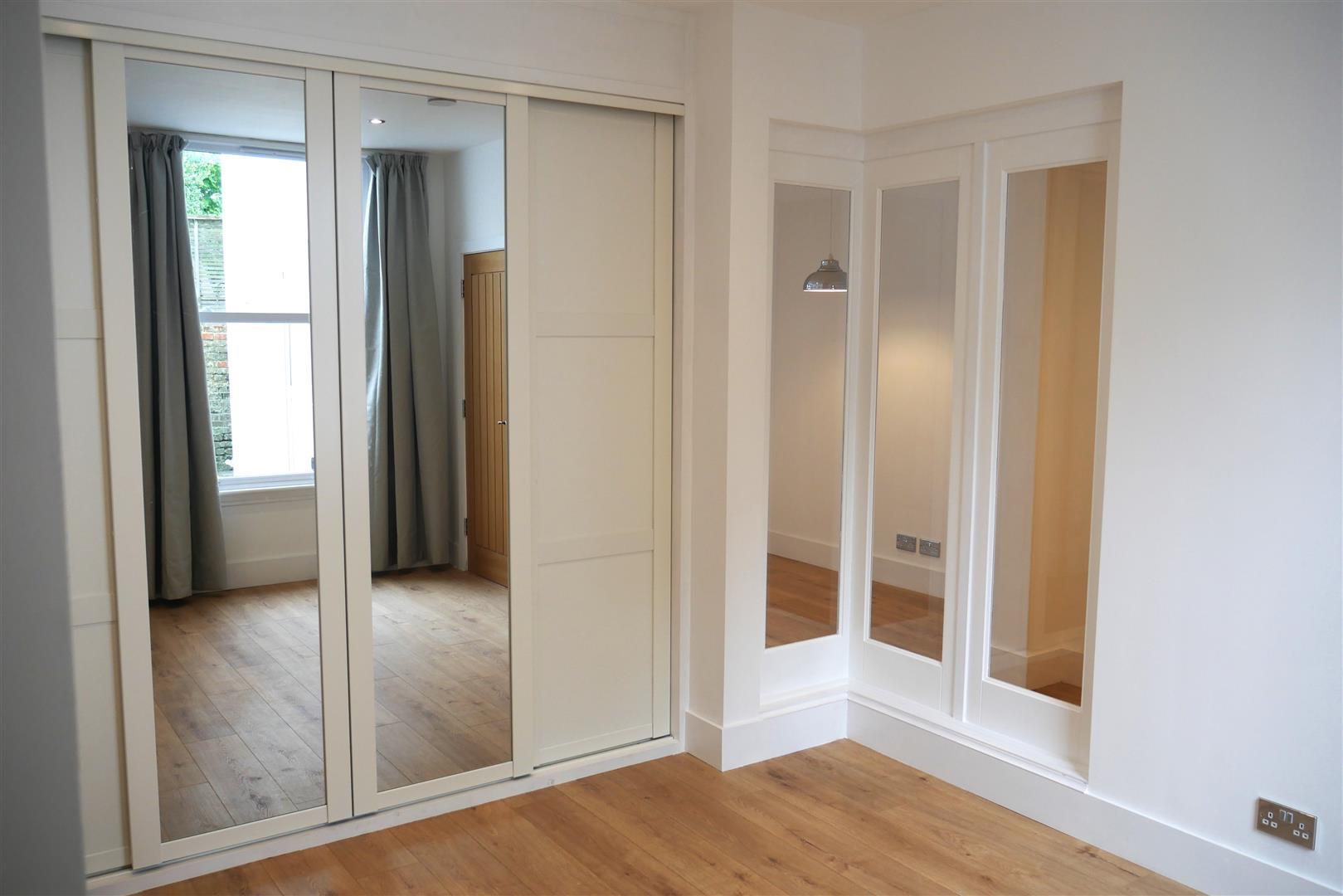Property Image 161586bc-9ee1-4903-aab8-3960ff07b4c8