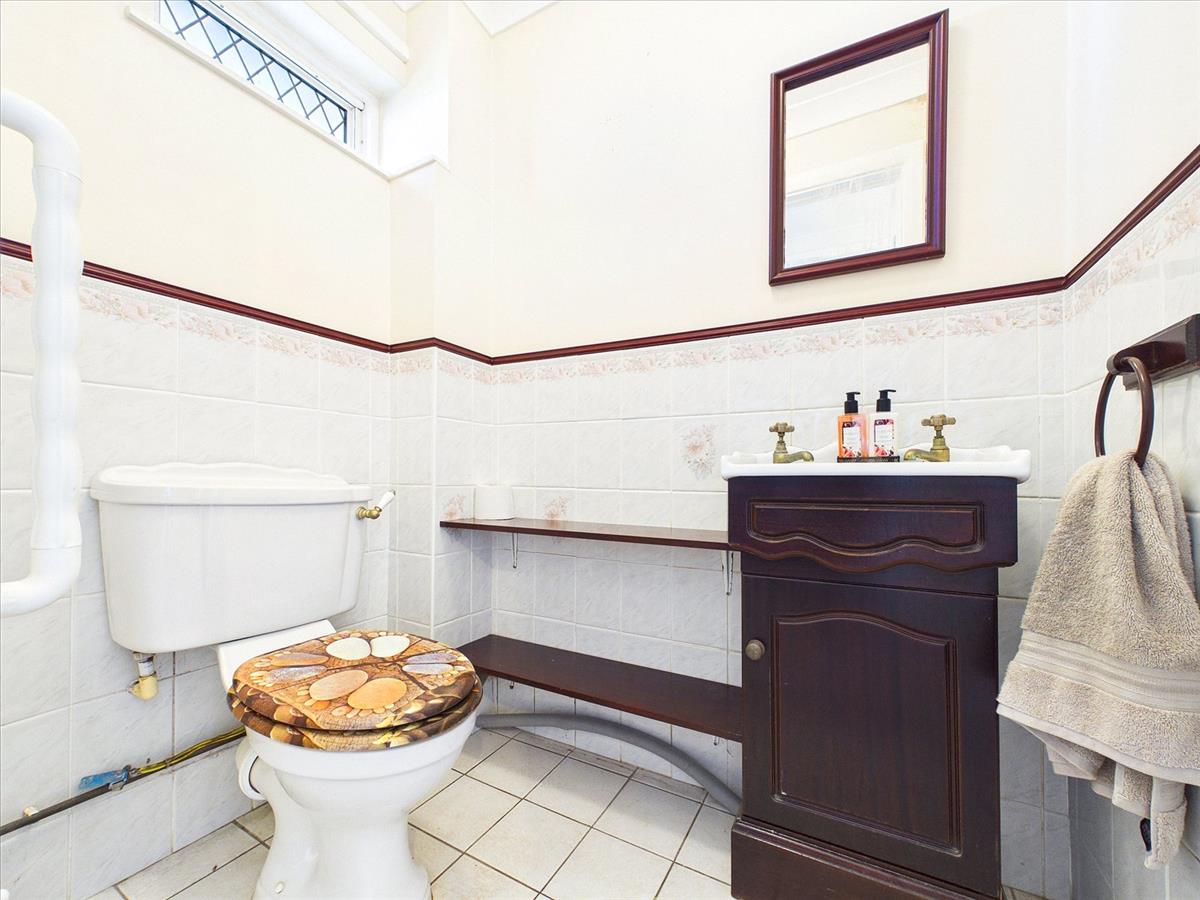 Property Image 16182297-8088-4bce-9f74-cd1b05e6d4db